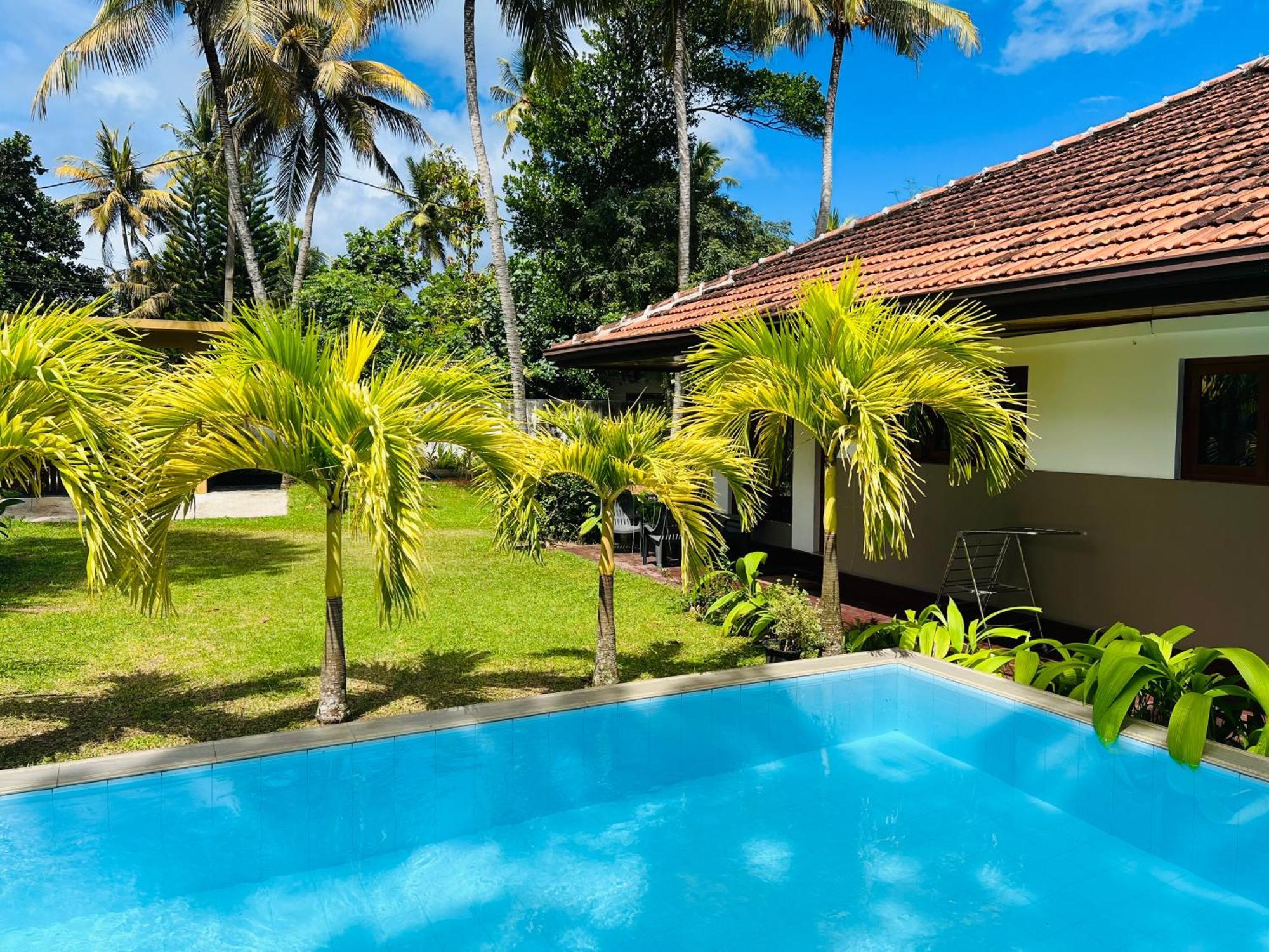 Jaya Villa Хиккадува Экстерьер фото