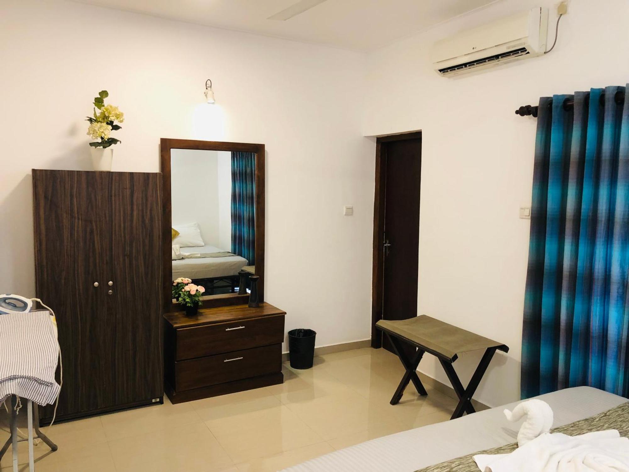 Jaya Villa Хиккадува Экстерьер фото