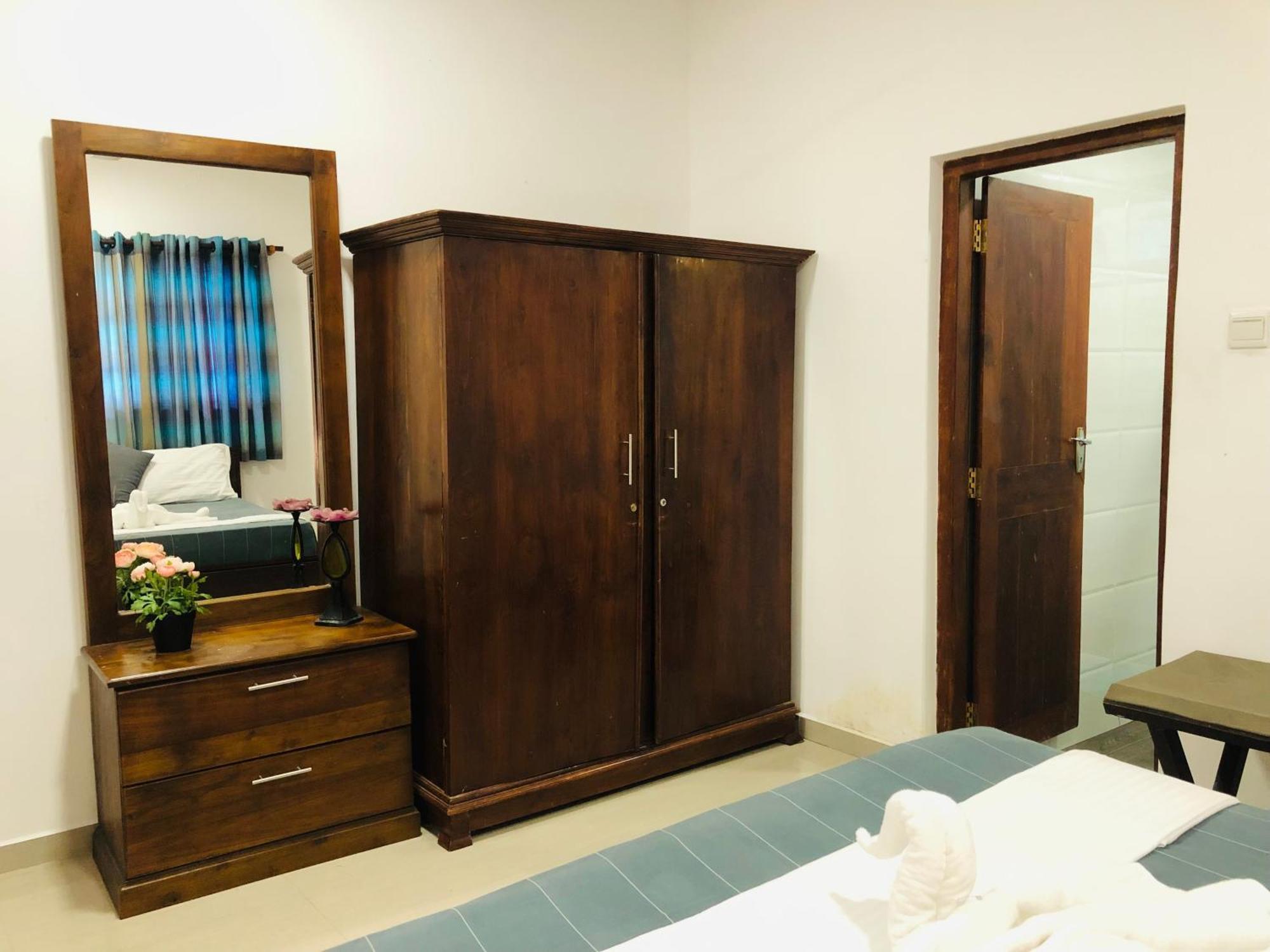Jaya Villa Хиккадува Экстерьер фото